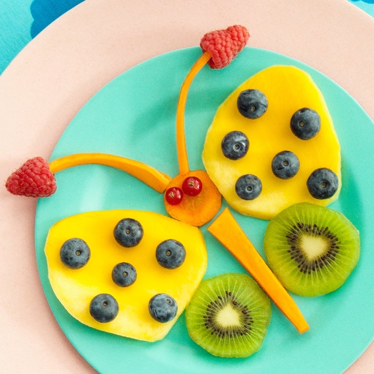 Receta mariposa de frutas Nesquik® Mobile