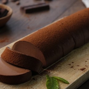 Pastel japonés de chocolate y leche condensada Nesquik