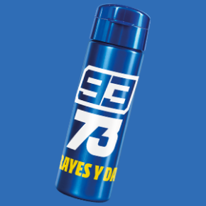 Botella con el texto 93 73